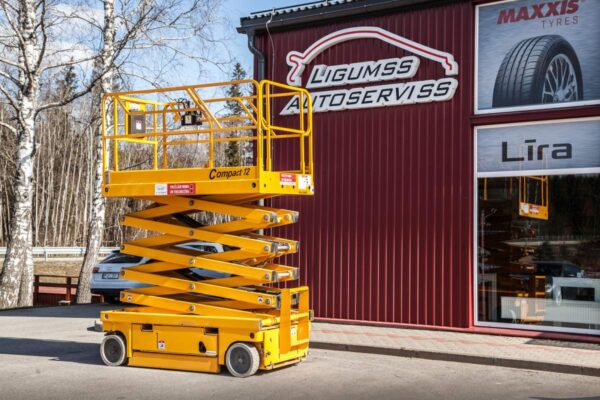 ŠĶĒRVEIDA PAŠGĀJĒJS - COMPACT 12